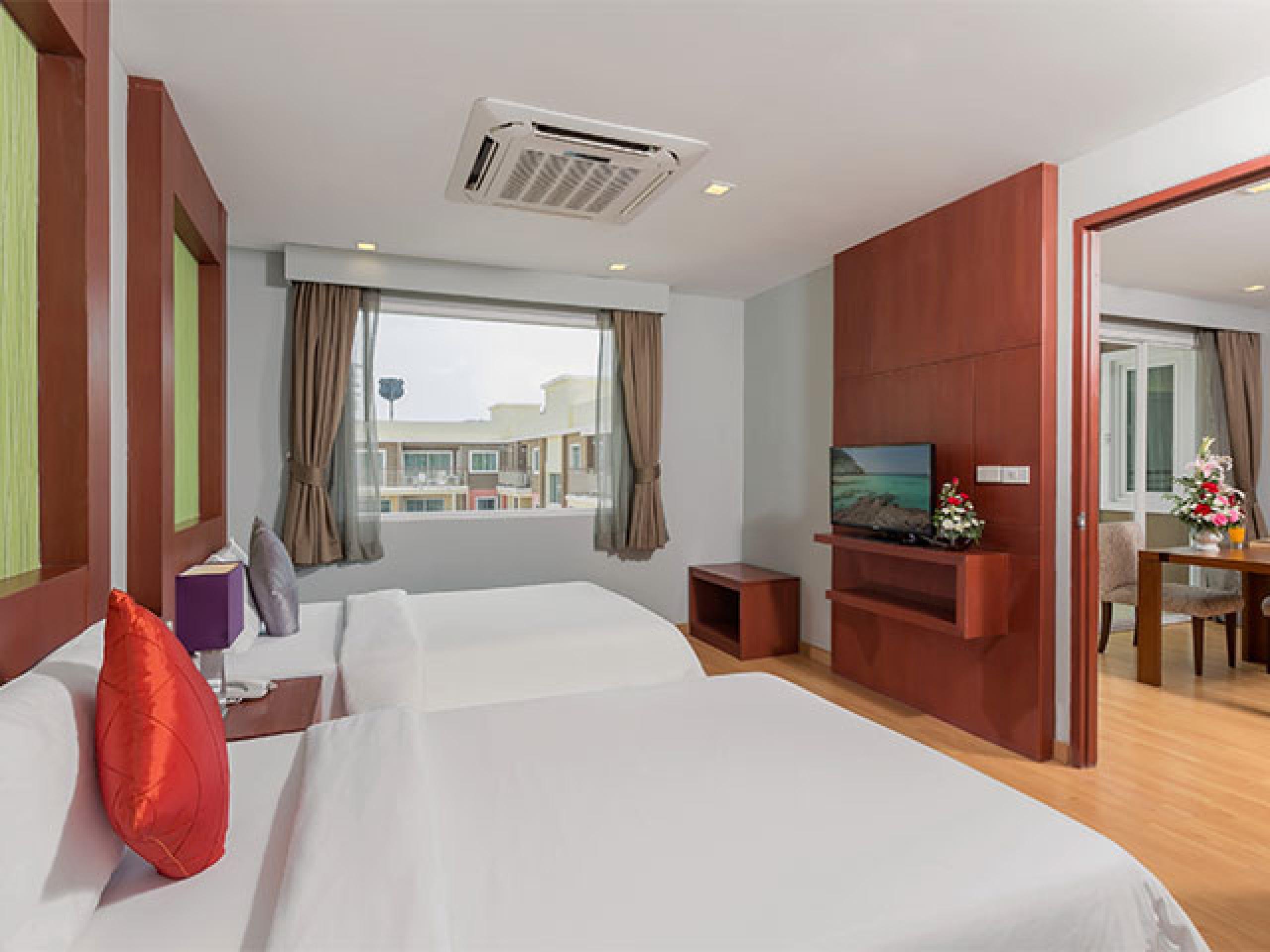 Bauman Residence Phuket Bagian luar foto