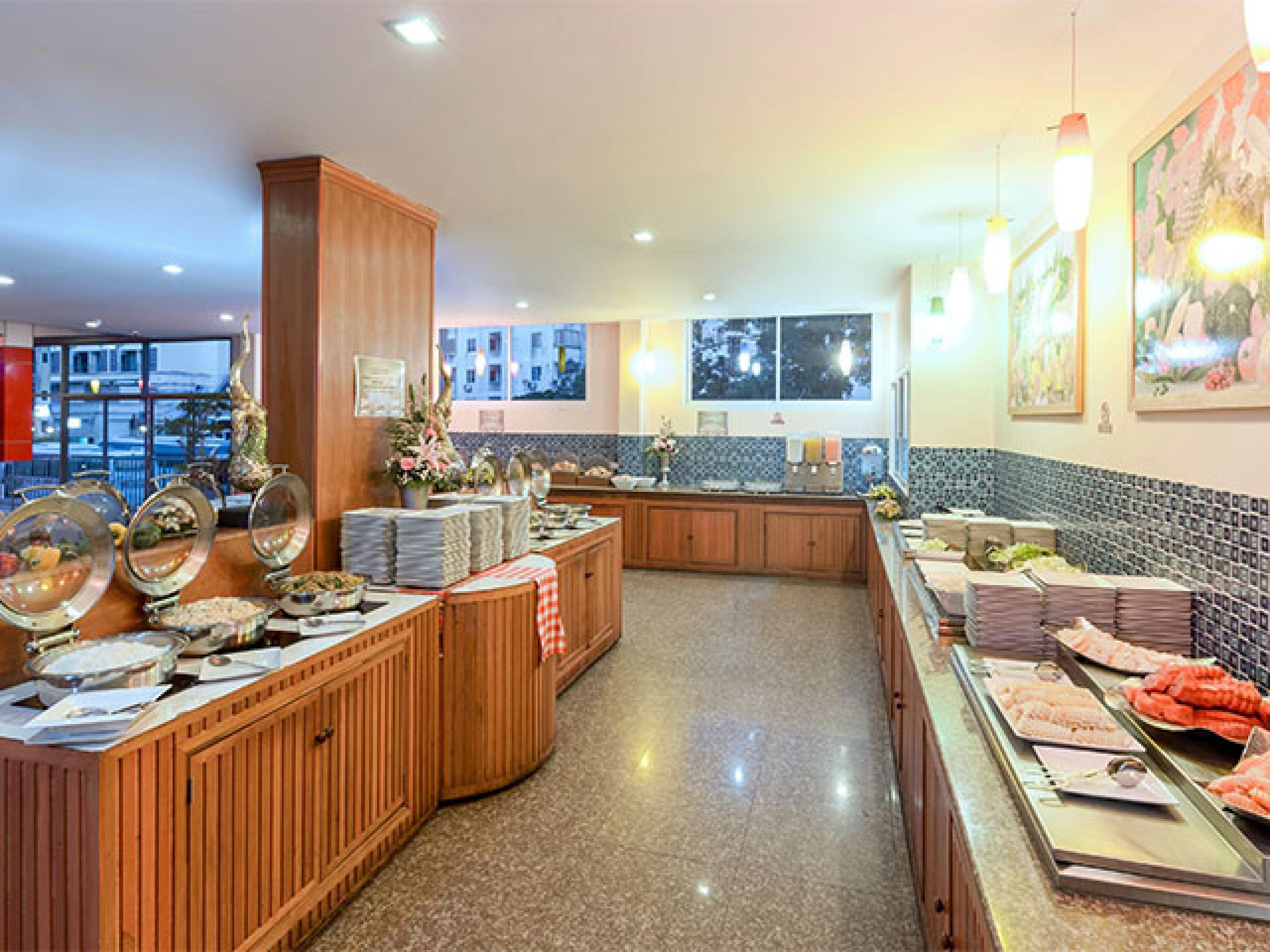 Bauman Residence Phuket Bagian luar foto