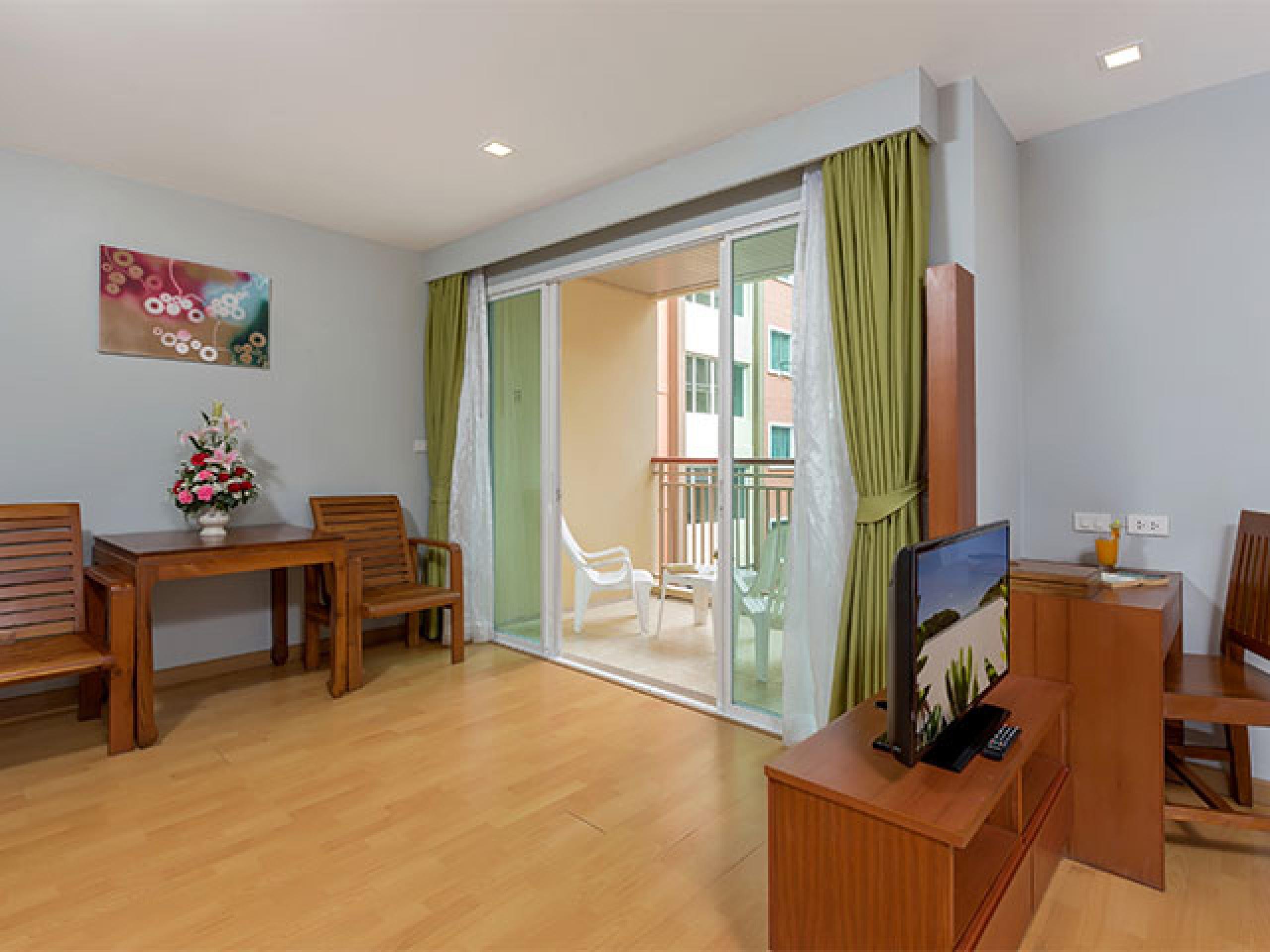 Bauman Residence Phuket Bagian luar foto
