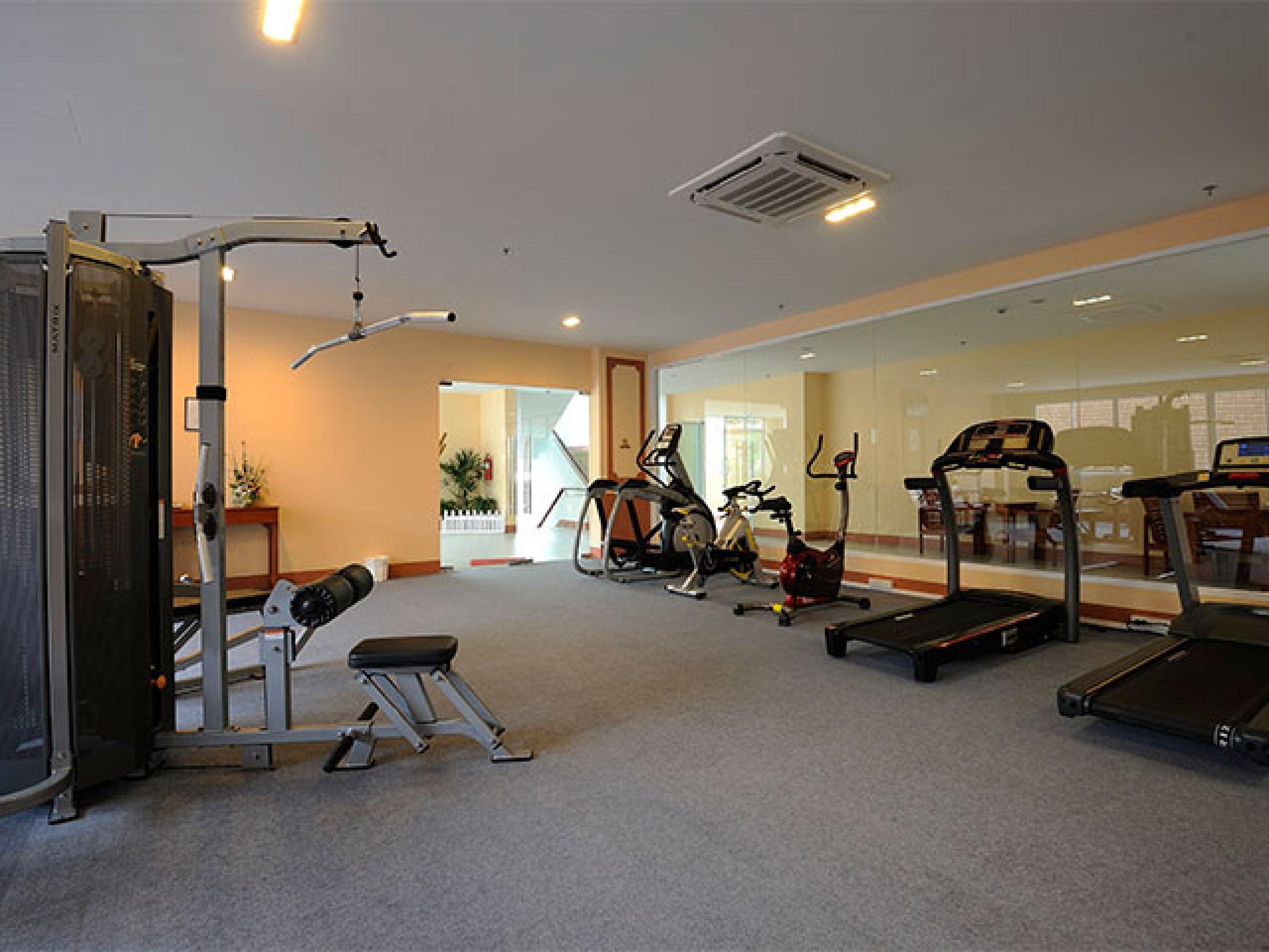 Bauman Residence Phuket Bagian luar foto